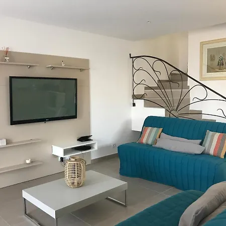 Pdm Paese Di Mare * Santa-Lucia-di-Moriani